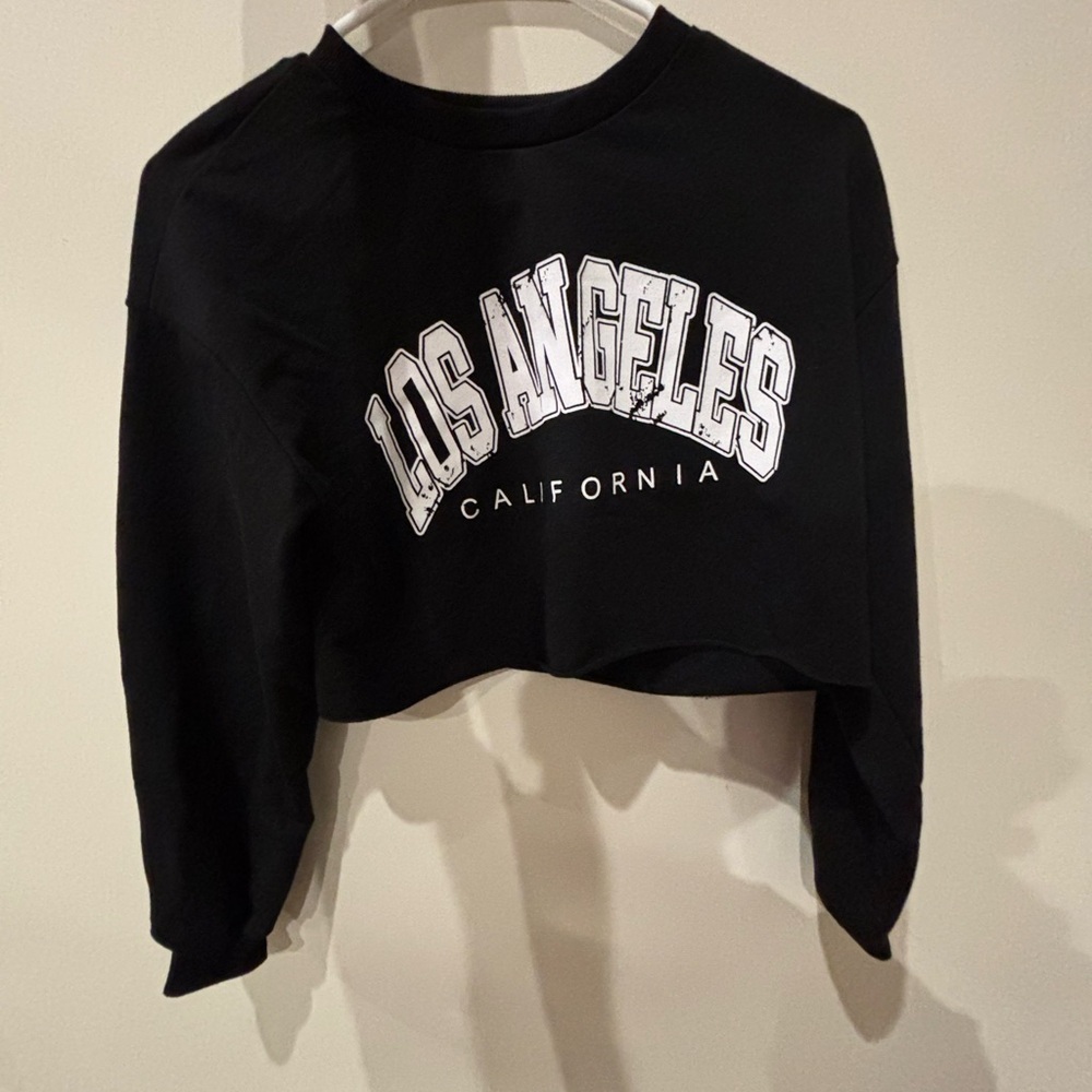 NWOT: Los Angeles California Long Sleeve Crew Neck Cropped Sweatshirt
